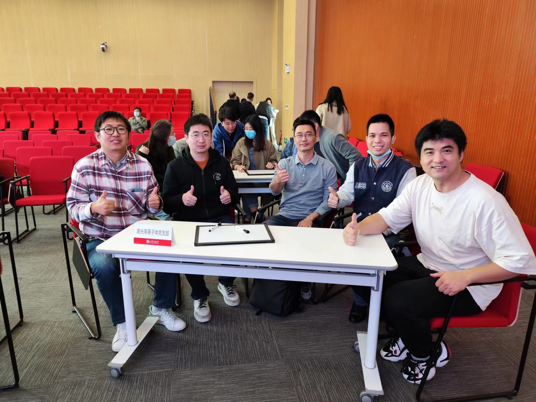 1669365004614097.jpg 1669365004614097.jpg